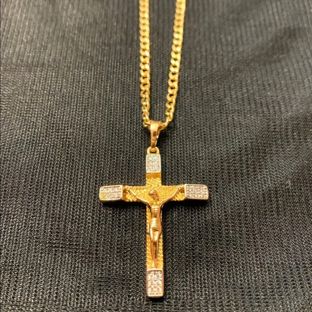 Necklaces - Picture 3 of 6